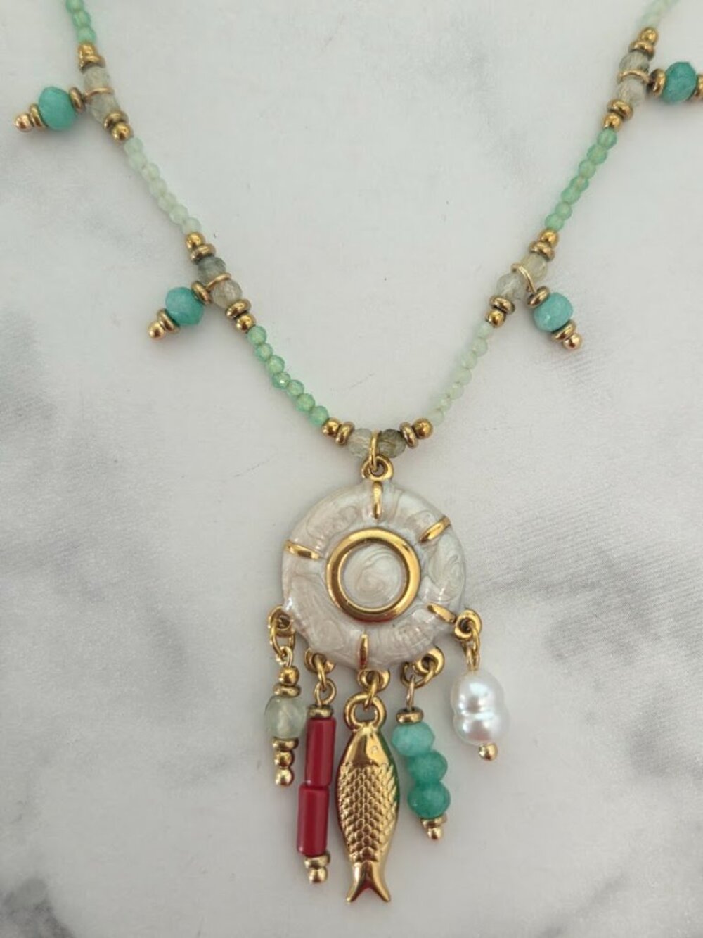 Boho Gold Tone Mint Green Beaded Necklace Fish Charm Dangle Pendant - Picture 6 of 16
